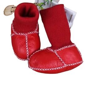 New leather, lined baby winter shoes Size 5